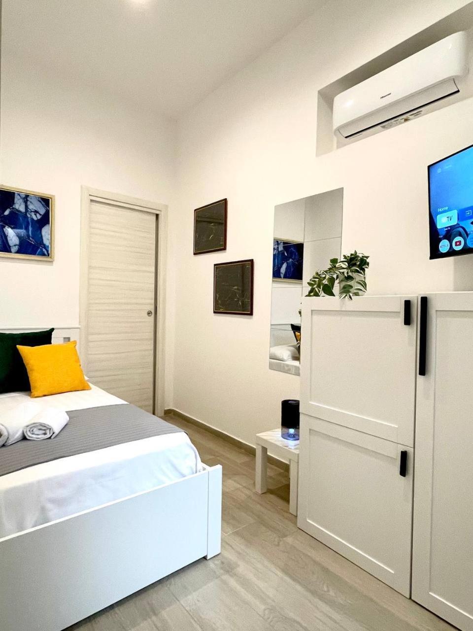 Camera Singola con Bagno Privato
